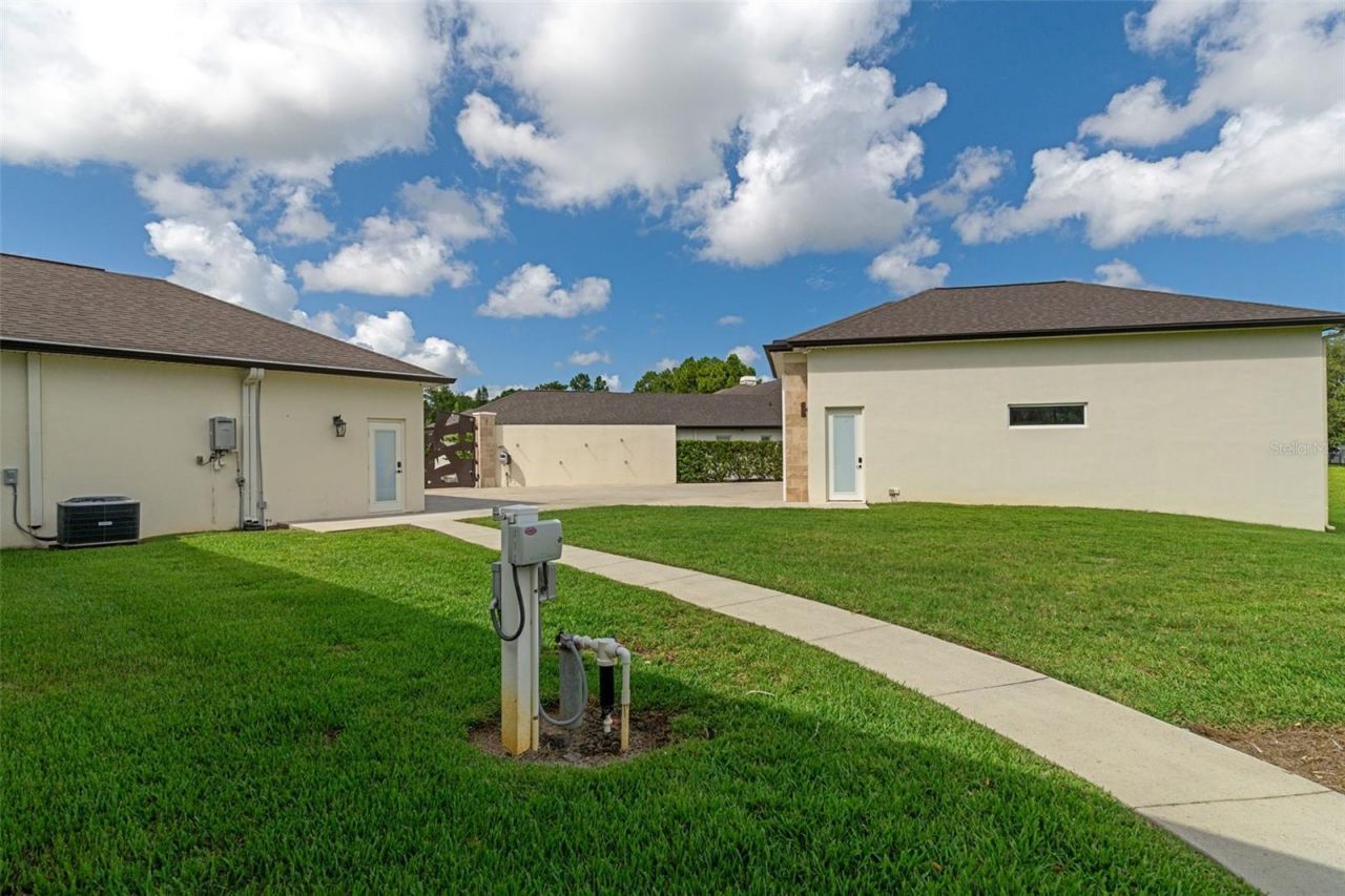 533 Storybook Lane, Spring Hill, FL 34609 Photo