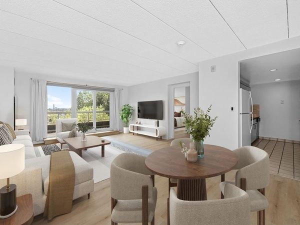 50 Boatswains Way, Unit 204, Chelsea, MA 02150