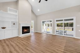 113 Ashton Circle photo 4