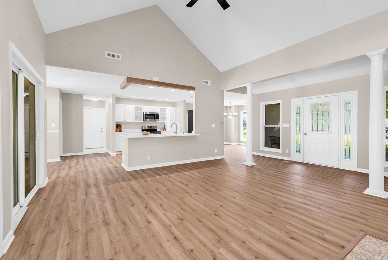 113 Ashton Circle Photo 5