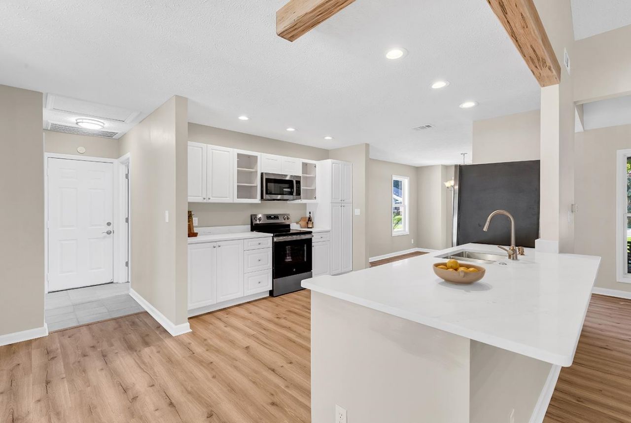 113 Ashton Circle Photo 7