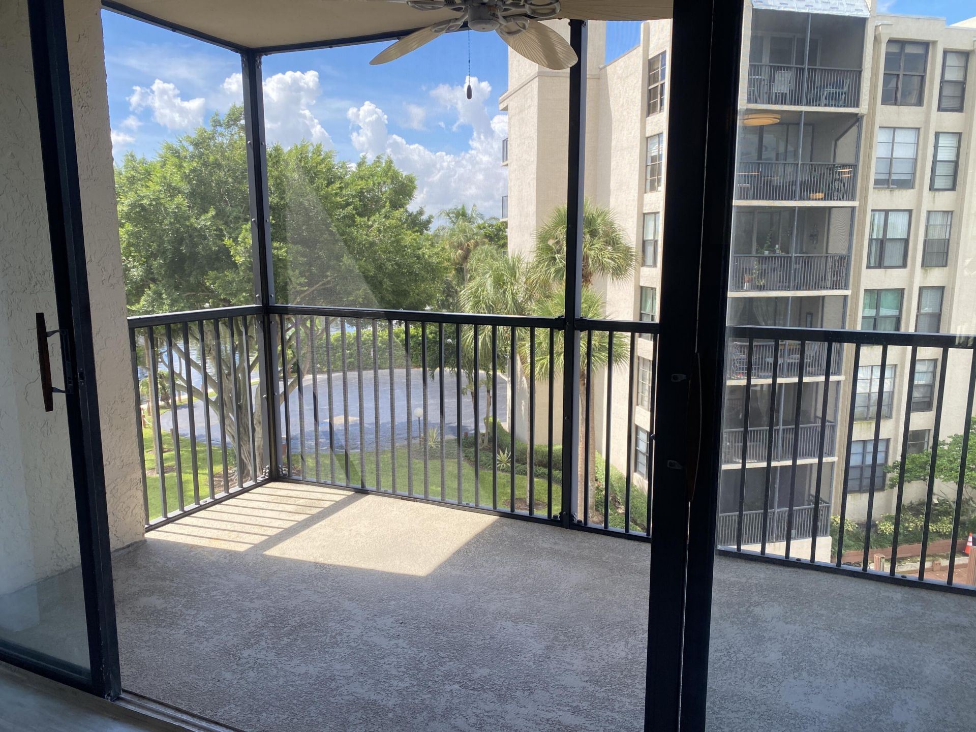 20 Royal Palm Way, Unit 401, Boca Raton, FL 33432 Photo