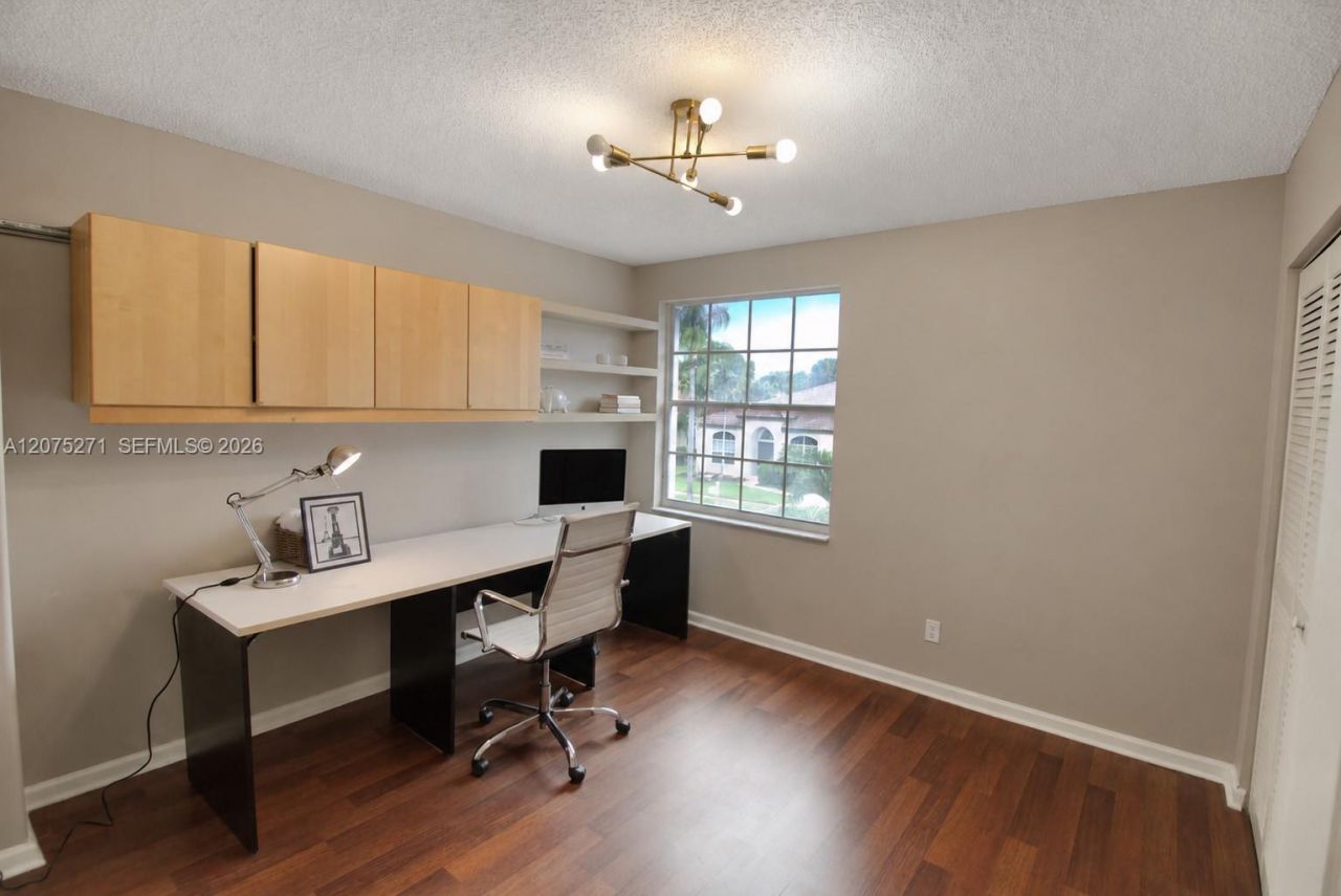 18341 NW 10th St , Pembroke Pines, FL 33029 Photo