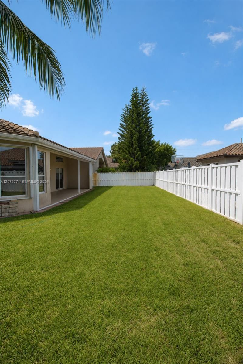 18341 NW 10th St , Pembroke Pines, FL 33029 Photo