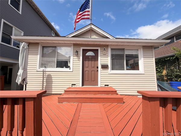 81 Michigan Street, Long Beach, NY 11561