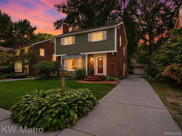 3749 Cumberland Road, Berkley, Mi 48072