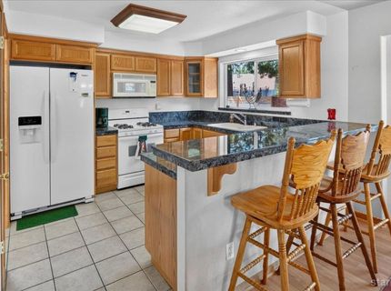 1762 Arrowhead Avenue, South Lake Tahoe, CA 96150 Photo