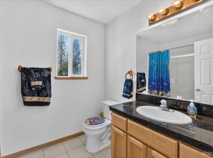 1762 Arrowhead Avenue, South Lake Tahoe, CA 96150 Photo