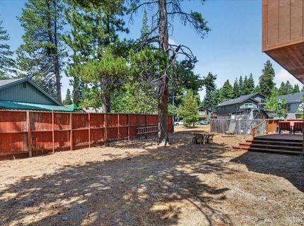 1762 Arrowhead Avenue, South Lake Tahoe, CA 96150 Photo