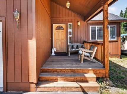 1762 Arrowhead Avenue, South Lake Tahoe, CA 96150 Photo