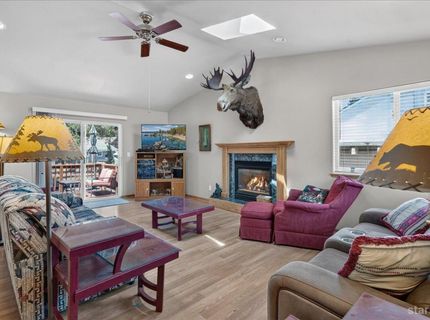 1762 Arrowhead Avenue, South Lake Tahoe, CA 96150 Photo