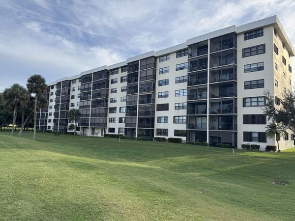2430 DEER CREEK COUNTRY CLUB Boulevard, Unit 407-2, Deerfield Beach, FL 33442