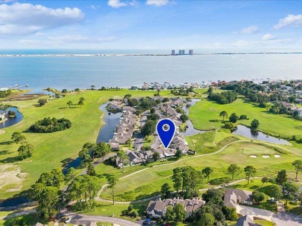 1151 Lionsgate Ln, Gulf Breeze, FL 32563