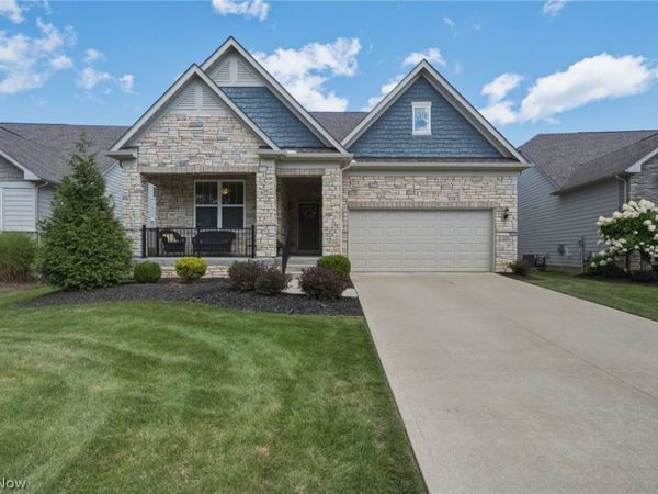 670 Shinnecock Lane , Aurora, OH 44202