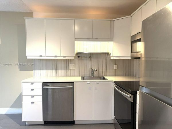 257 S Cypress Rd, Unit 416, Pompano Beach, FL 33060