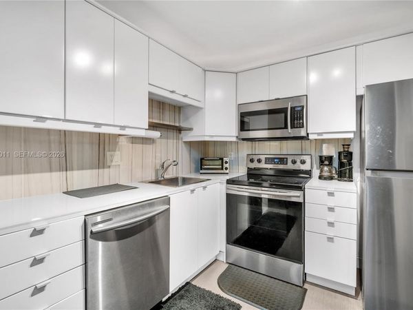 257 S Cypress Rd , Unit 416, Pompano Beach, FL 33060