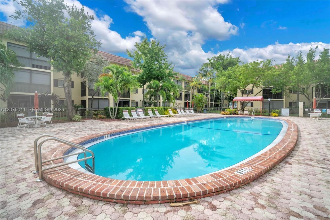 257 S Cypress Rd, Unit 416, Pompano Beach, FL 33060 Photo
