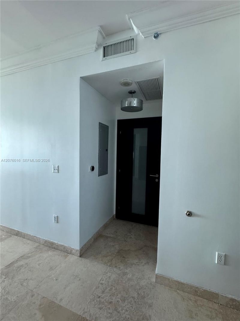 900 Biscayne Blvd , Unit 2604, Miami, FL 33132 Photo