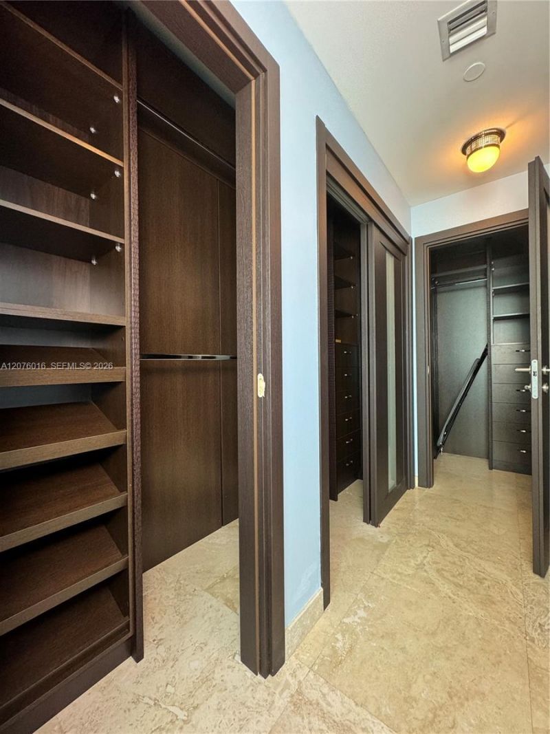 900 Biscayne Blvd , Unit 2604, Miami, FL 33132 Photo