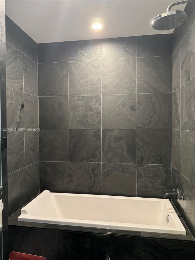 900 Biscayne Blvd , Unit 2604, Miami, FL 33132 Photo