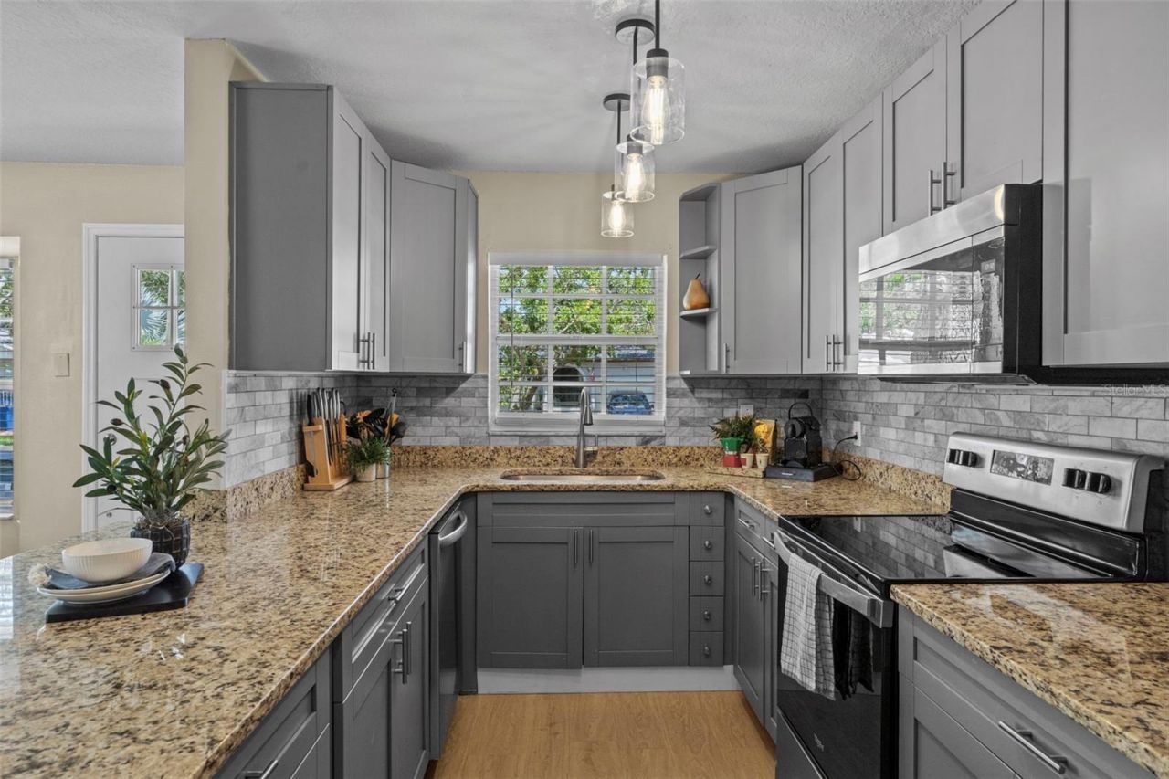 7610 S Sherrill Street , Tampa, FL 33616 Photo