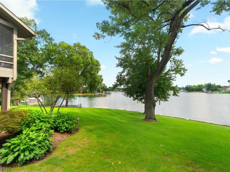 5234 Pinedrive Circle NW, Canton, OH 44718 Photo 37