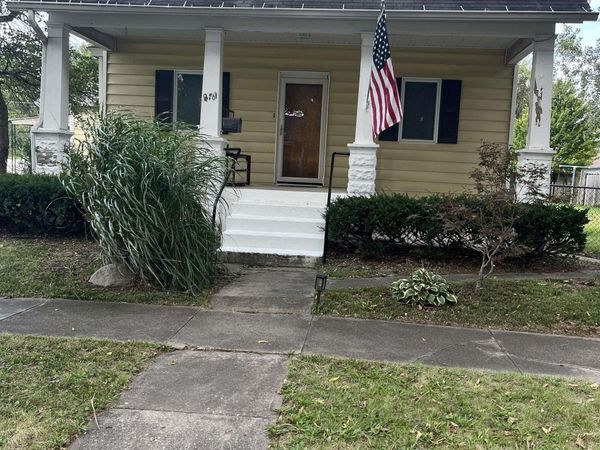 916 4TH Street, Lincoln, IL 62656