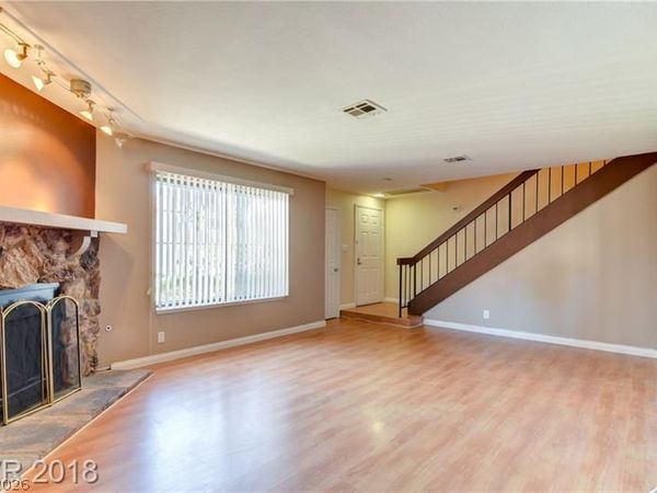 4376 Shortleaf Street , Las Vegas, NV 89119