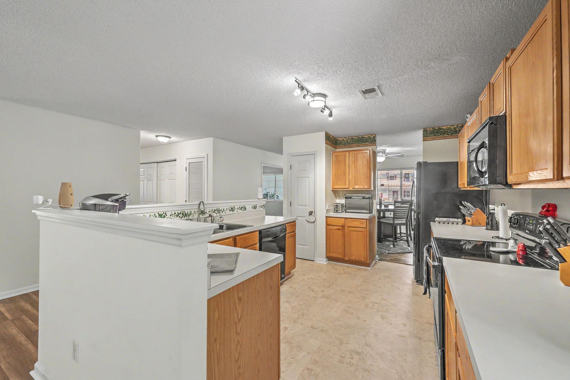 181 Apache Drive Photo 10