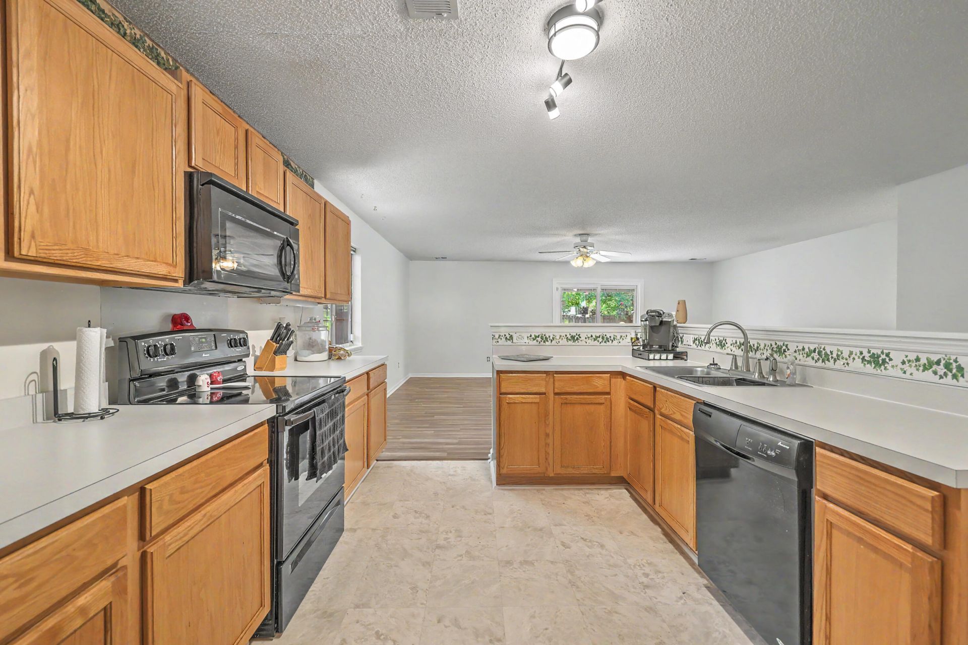 181 Apache Drive Photo 9
