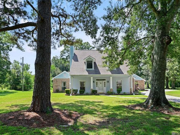 13616 Denham Rd, Central, LA 70818