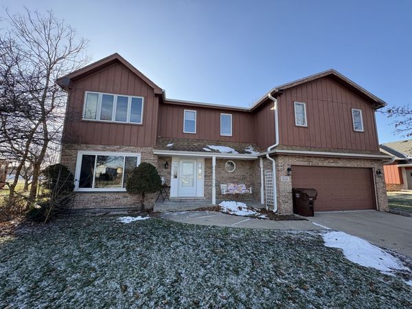 20247 E Lismore Circle , Frankfort, IL 60423