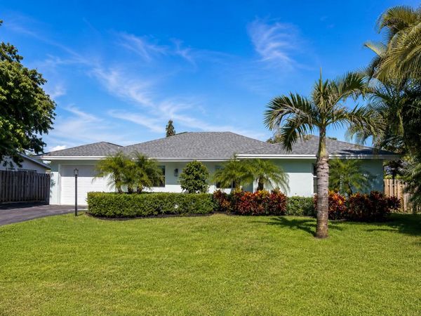 364 VENUS Avenue, Tequesta, FL 33469
