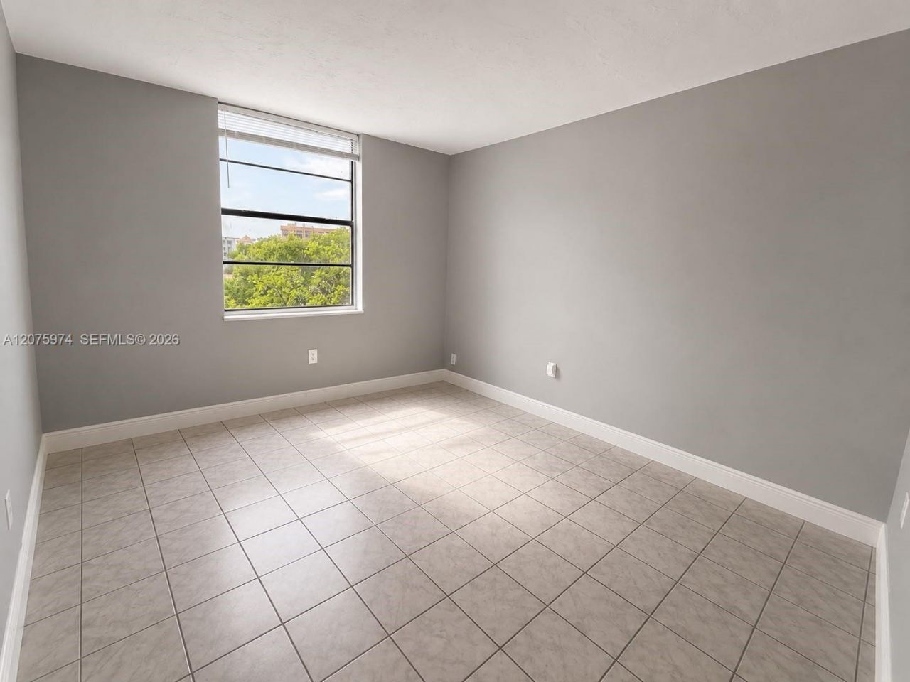 9440 Fontainebleau Blvd , Unit 515, Miami, FL 33172 Photo