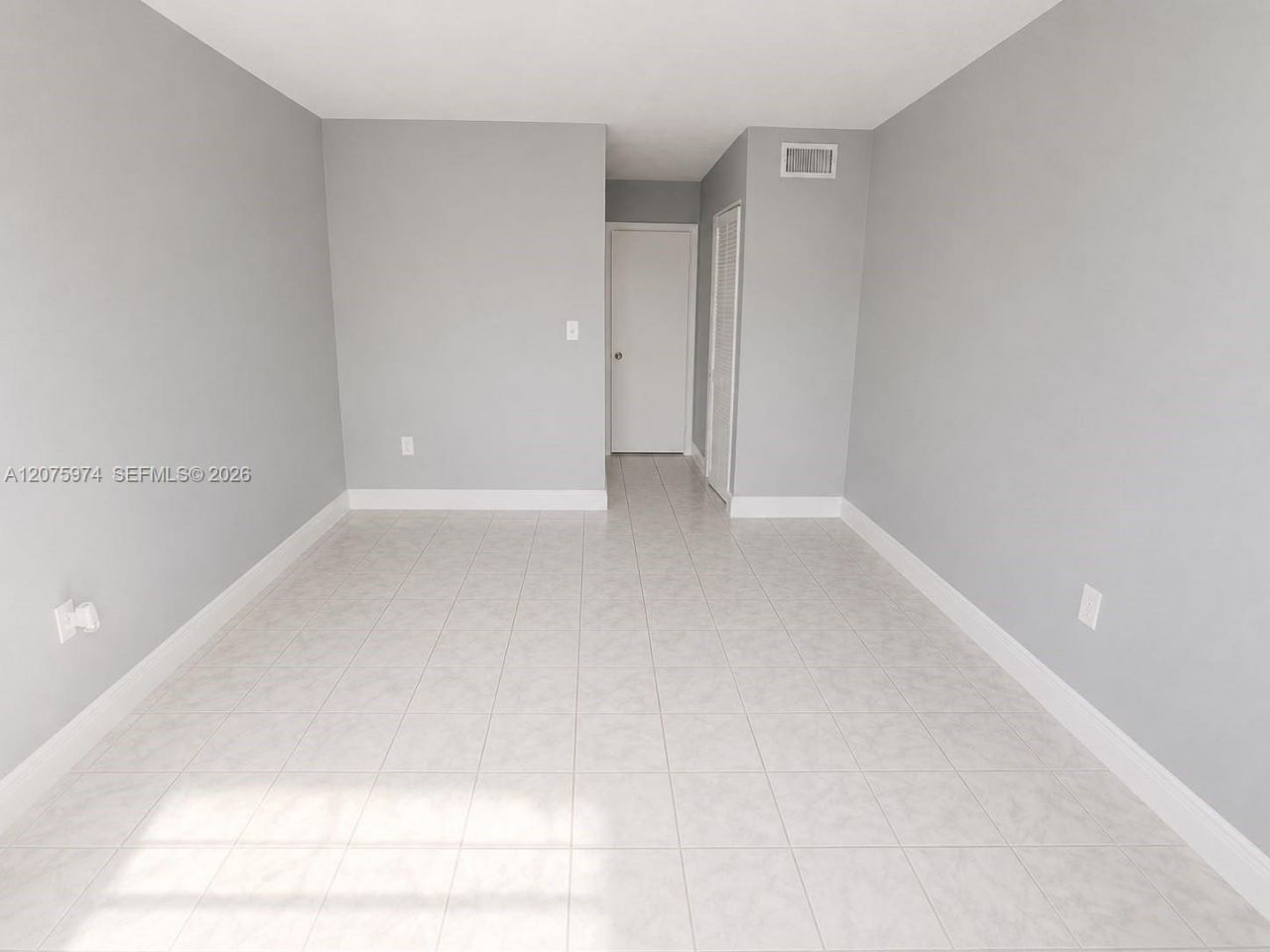 9440 Fontainebleau Blvd , Unit 515, Miami, FL 33172 Photo