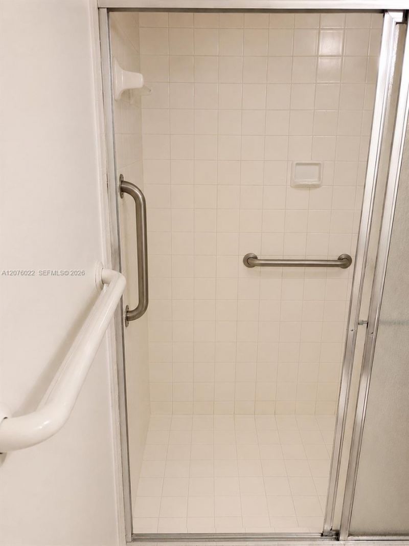 13155 SW 7th Ct, Unit 302E, Pembroke Pines, FL 33027 Photo