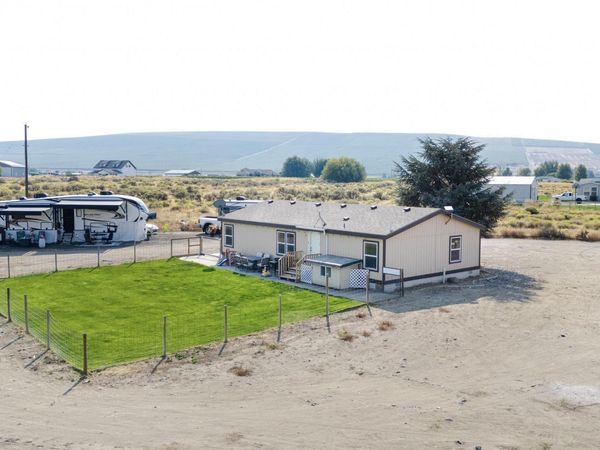 24617 E SR 224 NE, Benton City, WA 99320