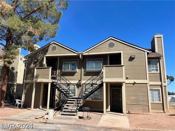 2707 Aarondavid Drive , Las Vegas, NV 89121