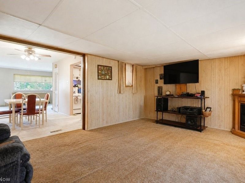 819 Navajo Trail, Macedonia, OH 44056 Photo 10