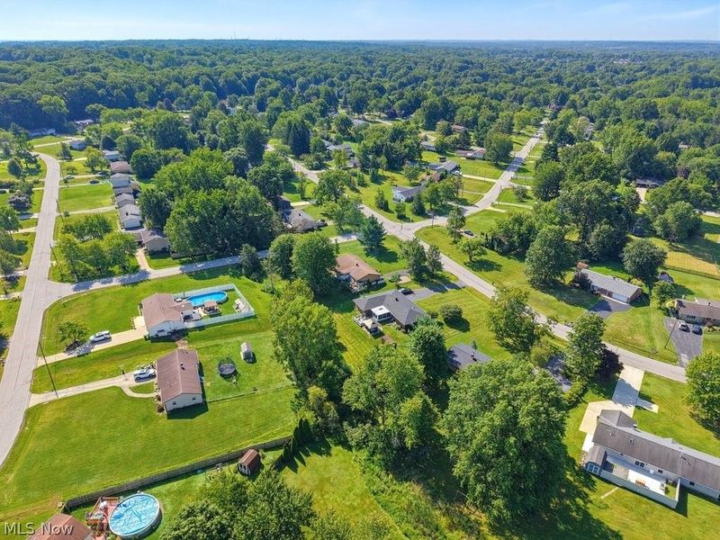 819 Navajo Trail, Macedonia, OH 44056 Photo 24