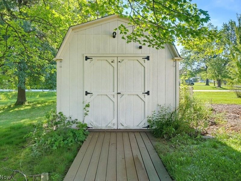 819 Navajo Trail, Macedonia, OH 44056 Photo 33
