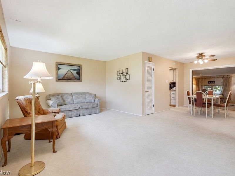 819 Navajo Trail, Macedonia, OH 44056 Photo 5
