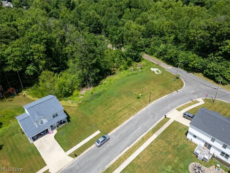Winding Creek Drive, Ravenna, OH 44266 Photo 4