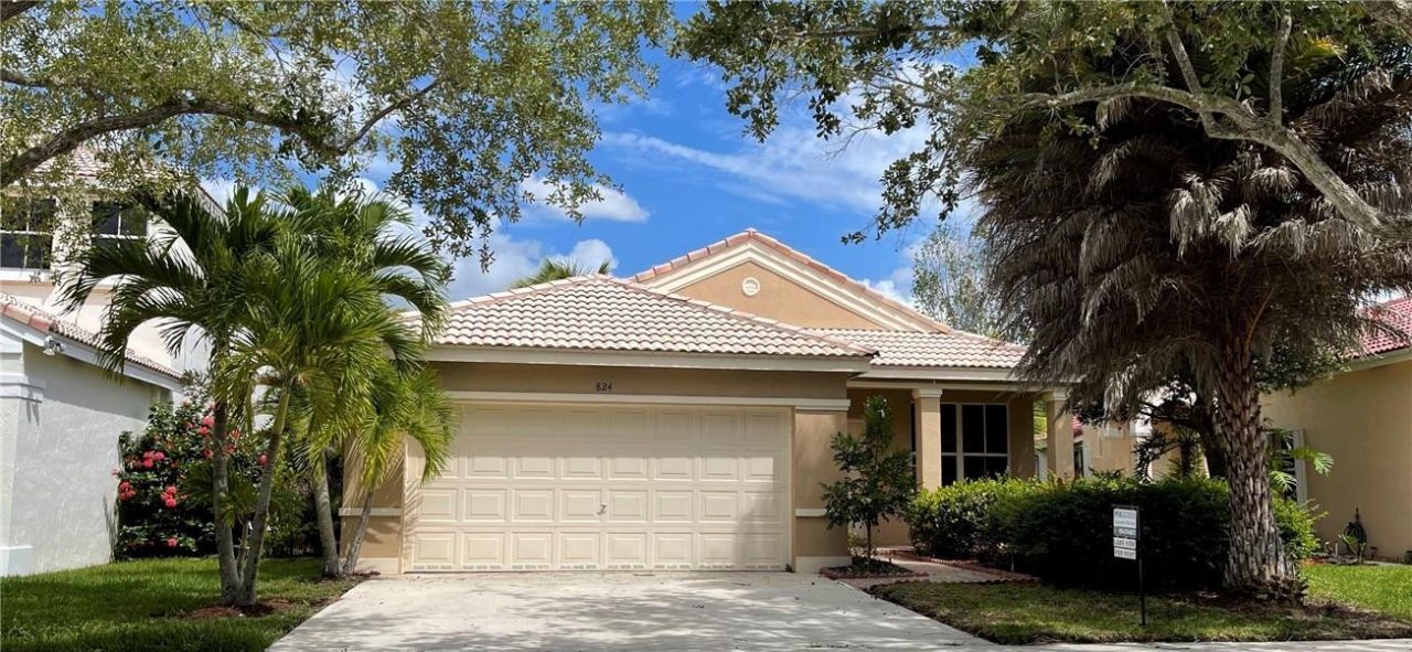 824 Savannah Falls Drive, Weston, FL 33327 Main Photo