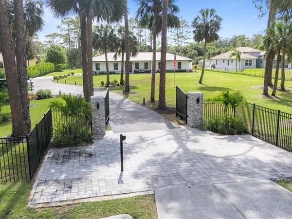 1440 8th ST NE, NAPLES, FL 34120