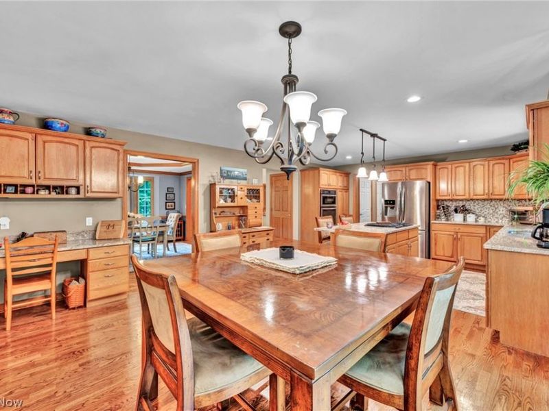 9198 Regency Woods Drive, Kirtland, OH 44094 Photo 10