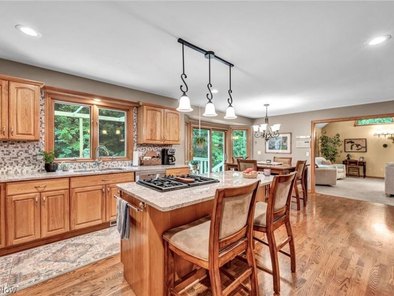 9198 Regency Woods Drive, Kirtland, OH 44094 Photo 15
