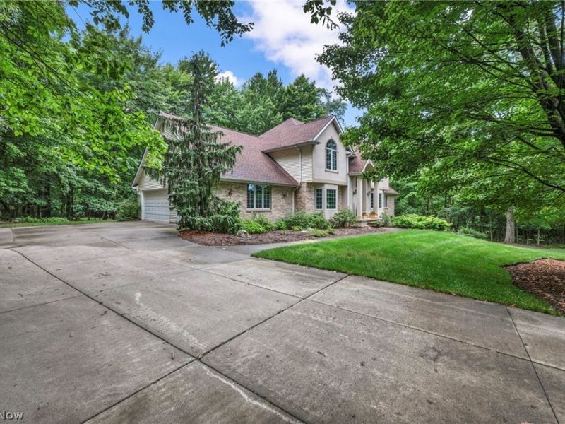9198 Regency Woods Drive, Kirtland, OH 44094 Photo 43