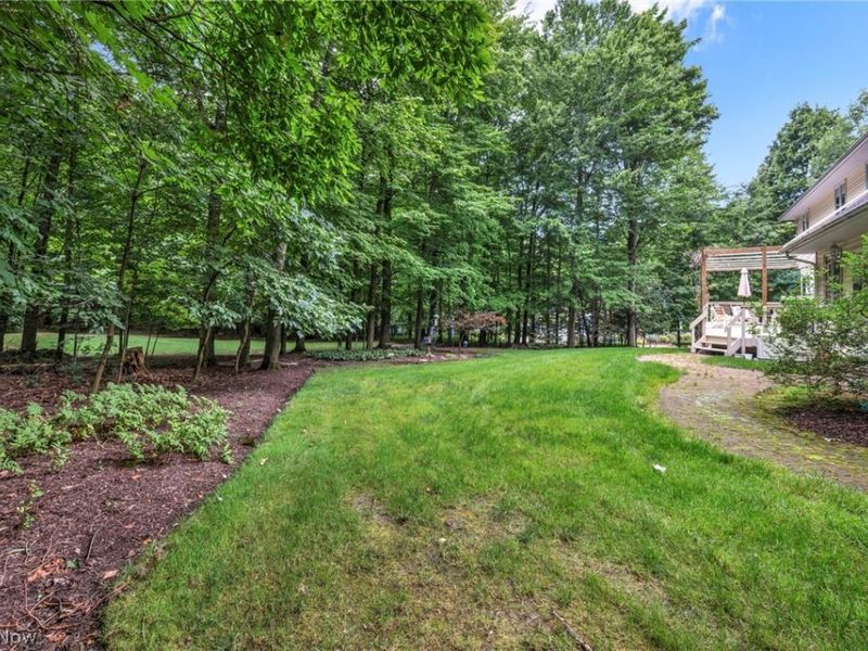 9198 Regency Woods Drive, Kirtland, OH 44094 Photo 48