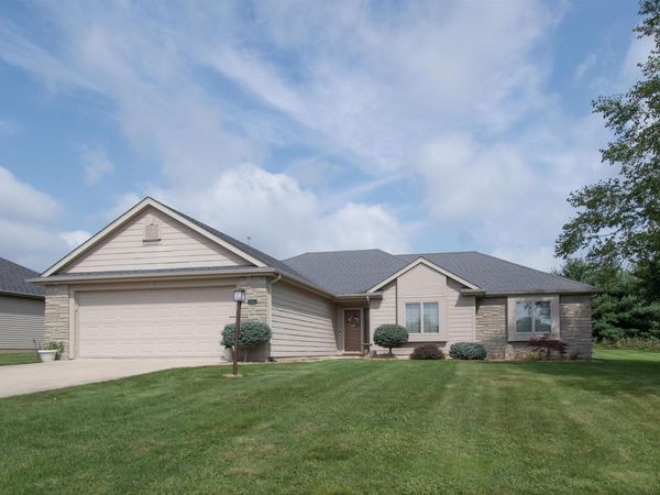 315 Laurelwood Lane, Kendallville, IN 46755